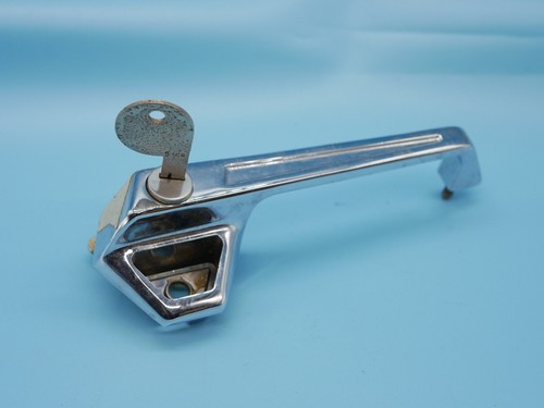 Alfa alfetta door - door, handle
