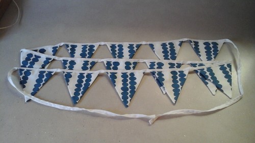 Bunting small flags ideal - (small, vw