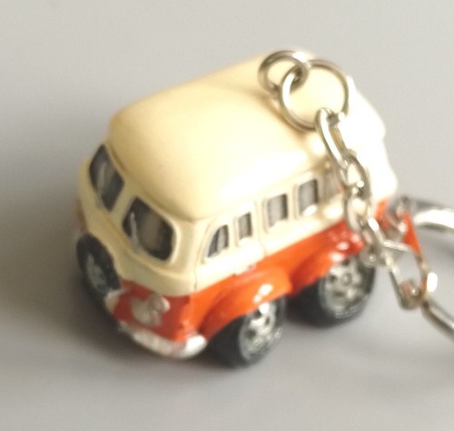 Vintage keyring wood wooden - keyring,